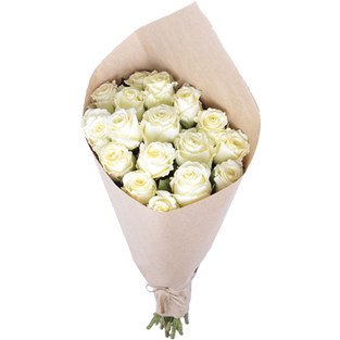 Букет из семнадцати белых роз в упаковке