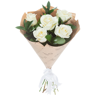 Букет из пяти белых роз в упаковке